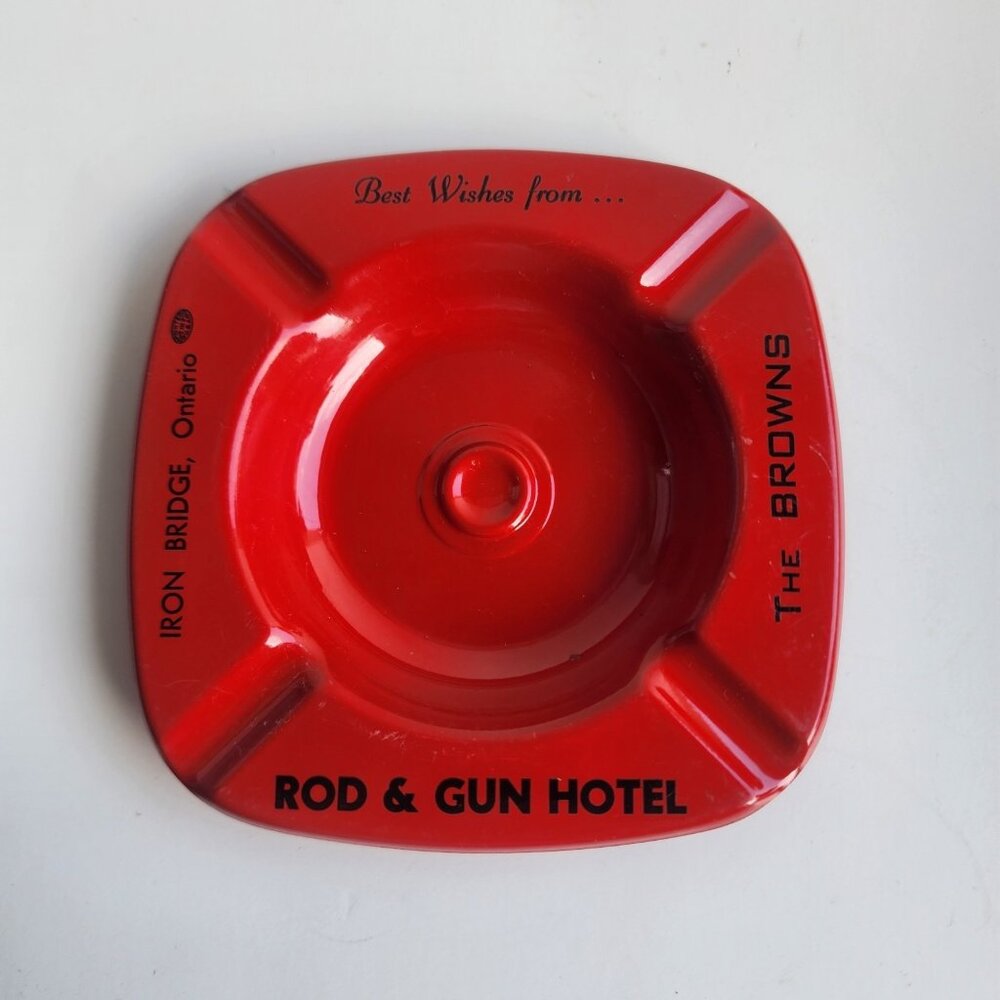 Vintage Iron Bridge Ontario Rod & Gun Hotel Ashtray The Browns Advertising...